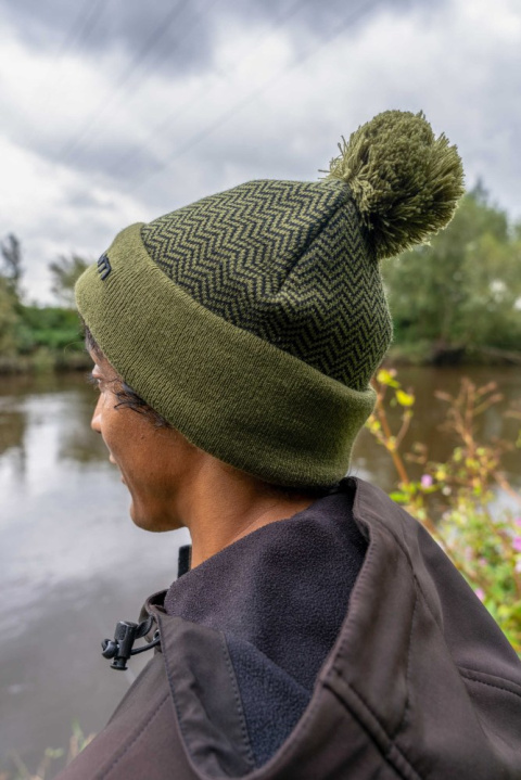 kp-k0350123_thermalbeaniehat-02_productlifestyleimage1.jpg
