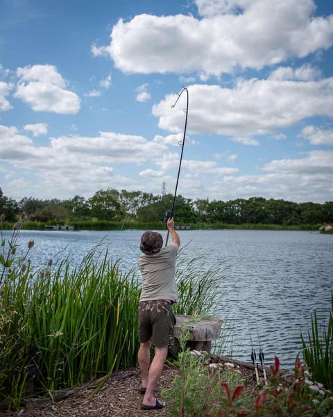 crd365_horizon_x3_s_12ft_3_50lb_cork_handle_casting_2.jpg