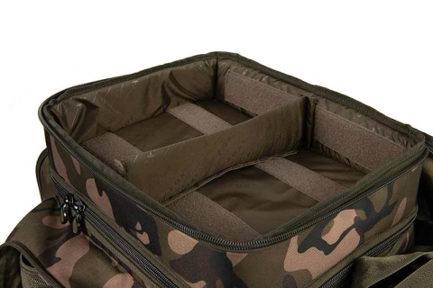 clu489_fox_camolite_2_person_dinner_set_and_coolbag_top_open_detail.jpg