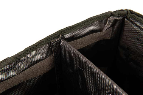 clu492_fox_camolite_large_coolbag_internal_view_2.jpg