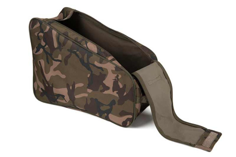 clu497_fox_camolite_boot_and_wader_bag_open.jpg