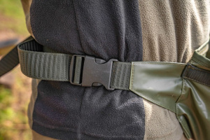 kp-k0290113_progresshdbaitpouch-05_productlifestyleimage1.jpg