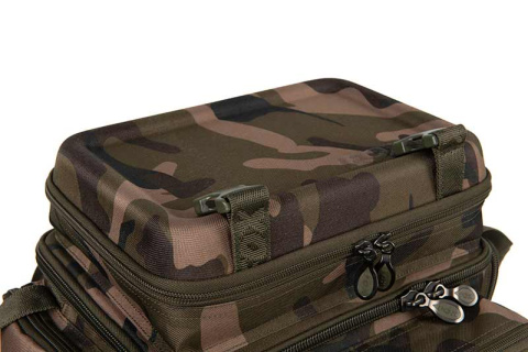 clu483_fox_camolite_compact_rucksack_hard_top_detail_1.jpg