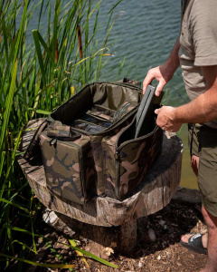 clu485_camolite_compact_carryall_in_use_1.jpg