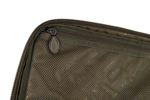 clu485_fox_camolite_compact_carryall_lid_detail.jpg