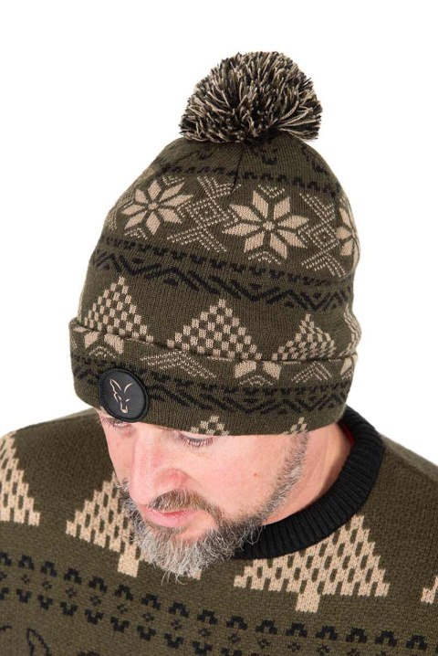 chh030_fox_festive_bobble_hat_main.jpg