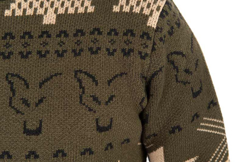 cfx419_425_fox_festive_jumper_detail_1.jpg