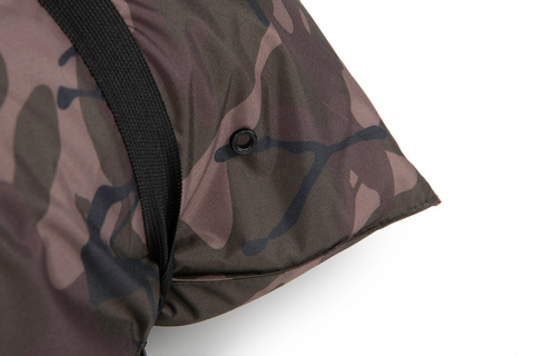 ccc061_fox_camo_flat_unhooking_mat_eyelet_detail.jpg