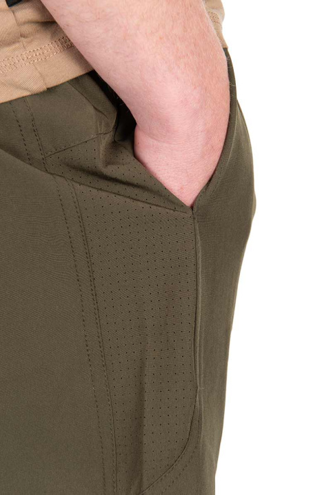 ccl298_303_fox_collection_green_lw_swim_shorts_side_vents.jpg