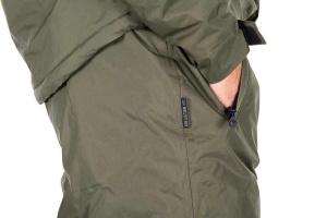 ccl340-346_fox_collection_winter_suit_green_pockets.jpg