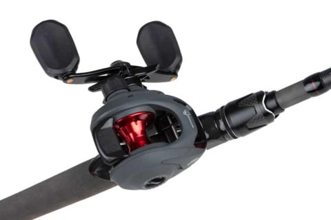 nrl043_rage_warrior_baitcaster_on_rod_new.jpg